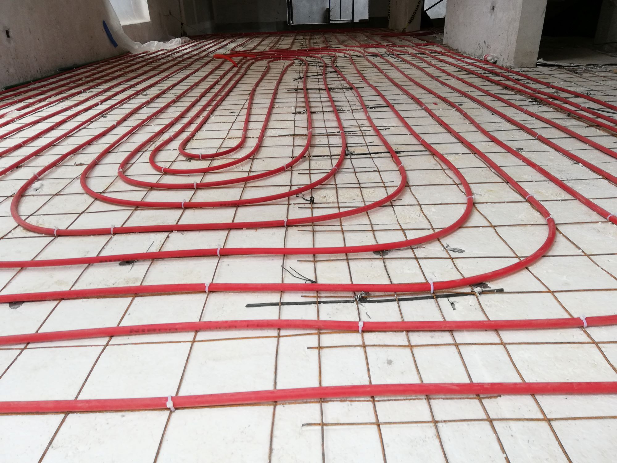 instalación piso radiante